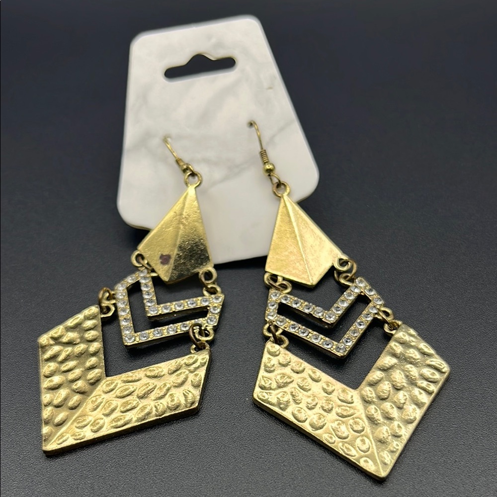 8 Elegant Gold and Silver Chevron Earrings
